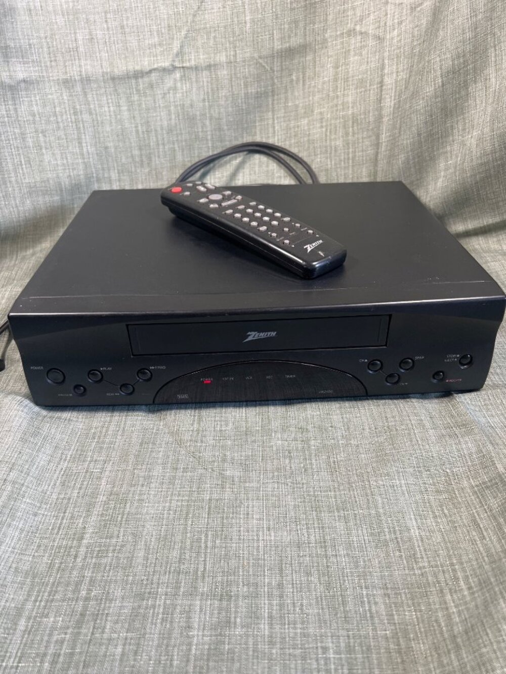 Vintage Zenith VR2106 VHS Video Recorder With Remote Control Black Tested Workin